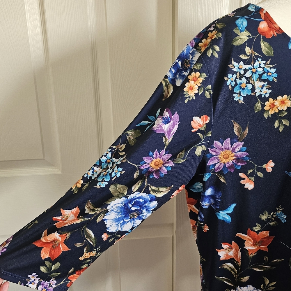 Womens Long Sleeve Floral Top XL - Picture 3 of 5